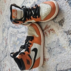 Nike AIR  Kids' Orange and White Sneakers SIZE 5